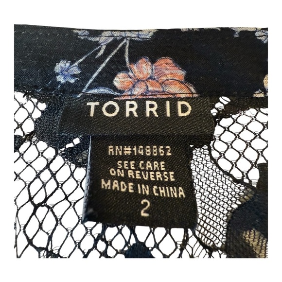 Torrid Lexi Lace Hi Lo Babydoll Tunic Black Pink Floral Button Front Size 2 2X - Picture 14 of 14